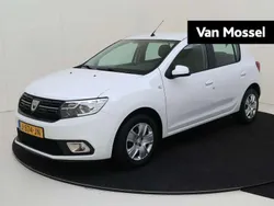 Wit Gebruikt 2020 Dacia Sandero Comfort Hatchback | € 9.740 (Goede deal)