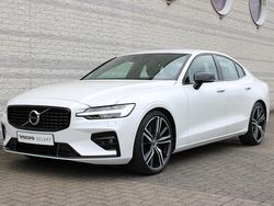 Wit Gebruikt 2021 Volvo S60 R-Design Sedan | € 31.950 (Eerlijke prijs)