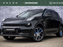 Zwart, metallic lak Gebruikt 2022 Lynk & Co 01 SUV | € 26.899 (Eerlijke prijs)