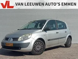 Grijs, metallic lak Gebruikt 2005 Renault Scénic II Expression MPV | € 598 (Super prijs)