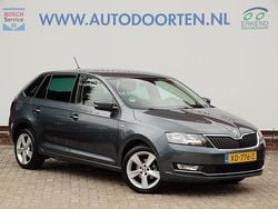 Grijs, metallic lak Gebruikt 2018 Skoda Rapid Clever Hatchback | € 13.400 (Eerlijke prijs)