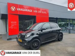 Zwart Gebruikt 2017 Smart ForFour Passion Hatchback | € 7.750 (Eerlijke prijs)