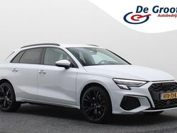 Wit Gebruikt 2022 Audi A3 Sportback e-tron Competition Sedan | € 28.950 (Super prijs)