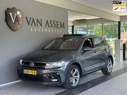 Grijs Gebruikt 2017 VW Tiguan Highline SUV | € 32.995 (Duur)