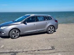 Grijs Gebruikt 2011 Renault Mégane GrandTour Bose Edition Stationwagen | € 2.500 (Eerlijke prijs)