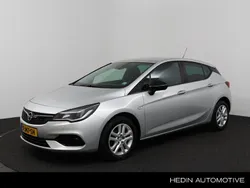 Grijs Gebruikt 2021 Opel Astra Business Edition Hatchback | € 14.950 (Eerlijke prijs)