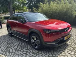 Rood Gebruikt 2020 Mazda MX30 SUV | € 15.990 (Eerlijke prijs)