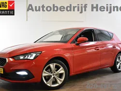 Rood Gebruikt 2020 Seat Leon Business Hatchback | € 18.745 (Eerlijke prijs)