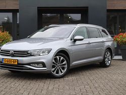 Grijs Gebruikt 2023 VW Passat Comfortline Stationwagen | € 28.950 (Eerlijke prijs)