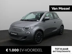 Grijs Gebruikt 2023 Fiat 500e La Prima Hatchback | € 24.900 (Eerlijke prijs)