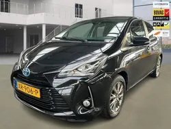 Zwart Gebruikt 2019 Toyota Yaris Hatchback | € 16.450 (Eerlijke prijs)