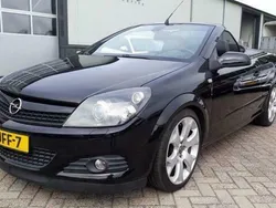 Zwart Gebruikt 2009 Opel Astra Cabriolet Cosmo Cabriolet | € 1.850 (Super prijs)