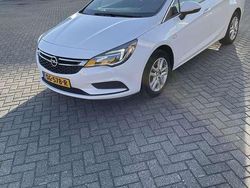 Wit Gebruikt 2018 Opel Astra Business Stationwagen | € 5.250 (Goede deal)