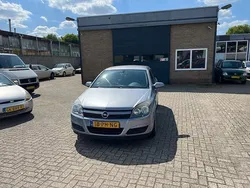 Grijs Gebruikt 2004 Opel Astra Enjoy Hatchback | € 1.590