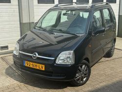 Zwart Gebruikt 2003 Opel Agila Color Edition Hatchback | € 900 (Goede deal)