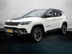 Wit Gebruikt 2023 Jeep Compass Trailhawk SUV | € 31.895 (Eerlijke prijs)