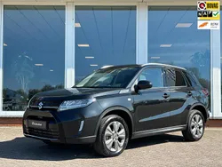 Zwart Gebruikt 2024 Suzuki Vitara SUV | € 25.650 (Eerlijke prijs)