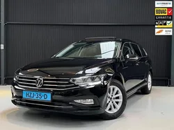 Zwart Gebruikt 2020 VW Passat Stationwagen | € 21.950 (Iets duurder)
