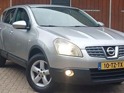 Grijs Gebruikt 2007 Nissan Qashqai Tekna SUV | € 3.750 (Eerlijke prijs)
