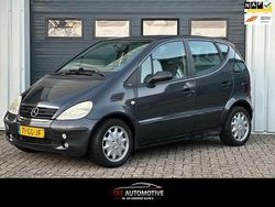 Grijs (metallic) Gebruikt 2000 Mercedes A160 Classic MPV | € 1.750 (Eerlijke prijs)
