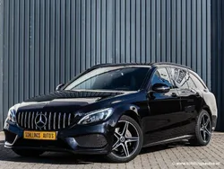 Zwart, metallic lak Gebruikt 2018 Mercedes C180 AMG Stationwagen | € 26.750 (Eerlijke prijs)