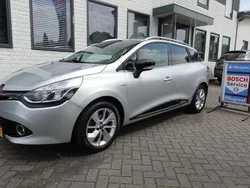 Grijs, metallic lak Gebruikt 2016 Renault Clio GrandTour LIMITED Stationwagen | € 7.750 (Goede deal)