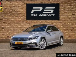 Grijs Gebruikt 2020 VW Passat Business Sedan | € 31.950 (Duur)