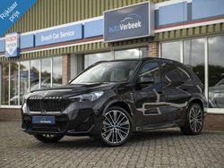 Zwart Gebruikt 2023 BMW iX1 M Sport SUV | € 44.990 (Eerlijke prijs)