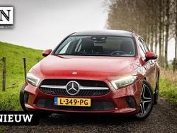 Rood Gebruikt 2021 Mercedes A180 Business Sedan | € 24.990 (Goede deal)