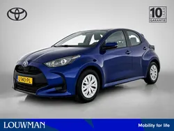 Blauw Gebruikt 2021 Toyota Yaris Hybrid Active Hatchback | € 19.450 (Eerlijke prijs)