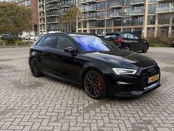 Zwart Gebruikt 2019 Audi RS3 Sedan | € 52.500 (Eerlijke prijs)