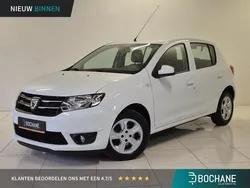 Blanc glacier 369 Gebruikt 2016 Dacia Sandero Lauréate Hatchback | € 6.445 (Eerlijke prijs)
