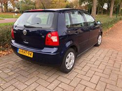 Blauw Gebruikt 2005 VW Polo Highline Hatchback | € 1.950 (Eerlijke prijs)