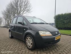 Zwart Gebruikt 2004 Fiat Idea Dynamic MPV | € 1.299 (Eerlijke prijs)