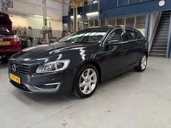 Grijs Gebruikt 2015 Volvo V60 Summum Stationwagen | € 8.650 (Eerlijke prijs)