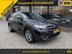 Zwart Gebruikt 2023 VW T-Roc R-line SUV | € 31.950 (Eerlijke prijs)