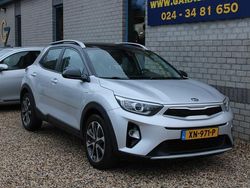 Grijs Gebruikt 2019 Kia Stonic SUV | € 15.890 (Iets duurder)