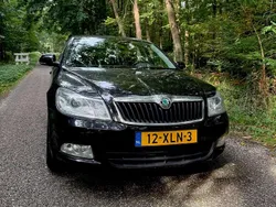 Zwart Gebruikt 2012 Skoda Octavia Sedan | € 3.500 (Goede deal)