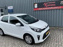Wit Gebruikt 2020 Kia Picanto Play Hatchback | € 8.750 (Super prijs)