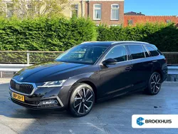 Zwart Gebruikt 2021 Skoda Octavia Business Line Stationwagen | € 26.990 (Eerlijke prijs)