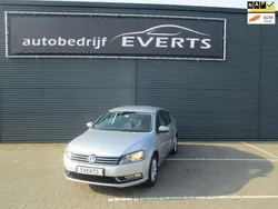 Grijs Gebruikt 2011 VW Passat Comfortline Sedan | € 4.950 (Super prijs)