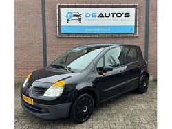 Zwart Gebruikt 2005 Renault Modus MPV | € 995 (Eerlijke prijs)