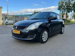 Zwart, metallic lak Gebruikt 2011 Suzuki Swift Comfort Hatchback | € 6.250 (Goede deal)