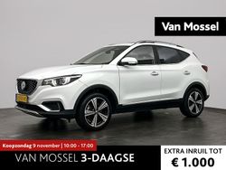 Wit Gebruikt 2020 MG ZS Luxury Sedan | € 14.395 (Eerlijke prijs)