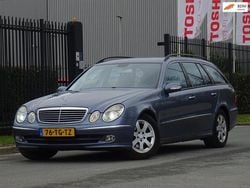 Blauw Gebruikt 2003 Mercedes E270 Avantgarde Stationwagen | € 1.999