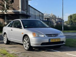 Grijs, metallic lak Gebruikt 2000 Honda Civic LS Coupé | € 6.450