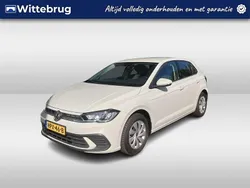 Grijs Gebruikt 2023 VW Polo Life Hatchback | € 20.950 (Goede deal)
