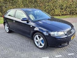 Blauw Gebruikt 2004 Audi A3 Hatchback | € 2.150 (Super prijs)