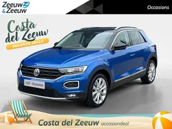 Ravenna blue / zwart dak (donker blauw) Gebruikt 2018 VW T-Roc Style SUV | € 19.935 (Eerlijke prijs)
