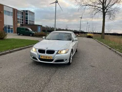 Grijs Gebruikt 2012 BMW 318 Luxury Line Sedan | € 7.999 (Super prijs)